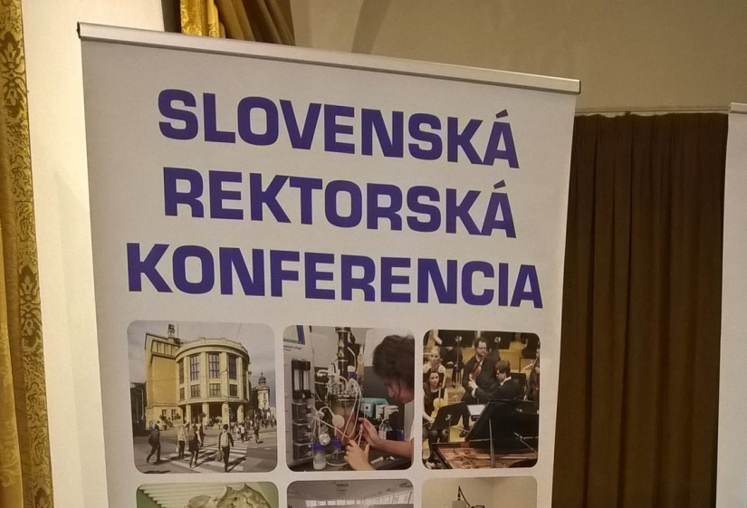 Rektori požadujú stiahnuť novelu zákona o vysokých školách z legislatívneho procesu